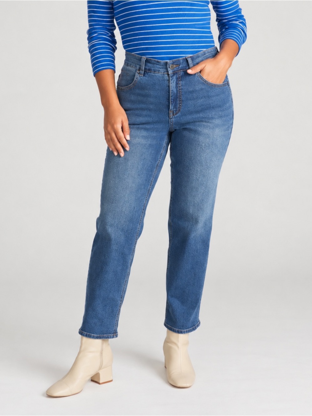 Universal Standard Seine High Rise Straight Leg Jeans NWT
